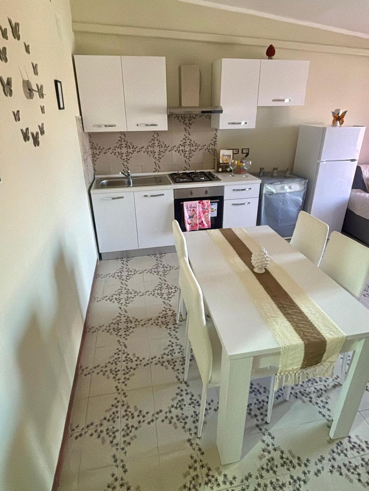 Appartamento Giardini Naxos Butterflies Home Schiso Buitenkant foto